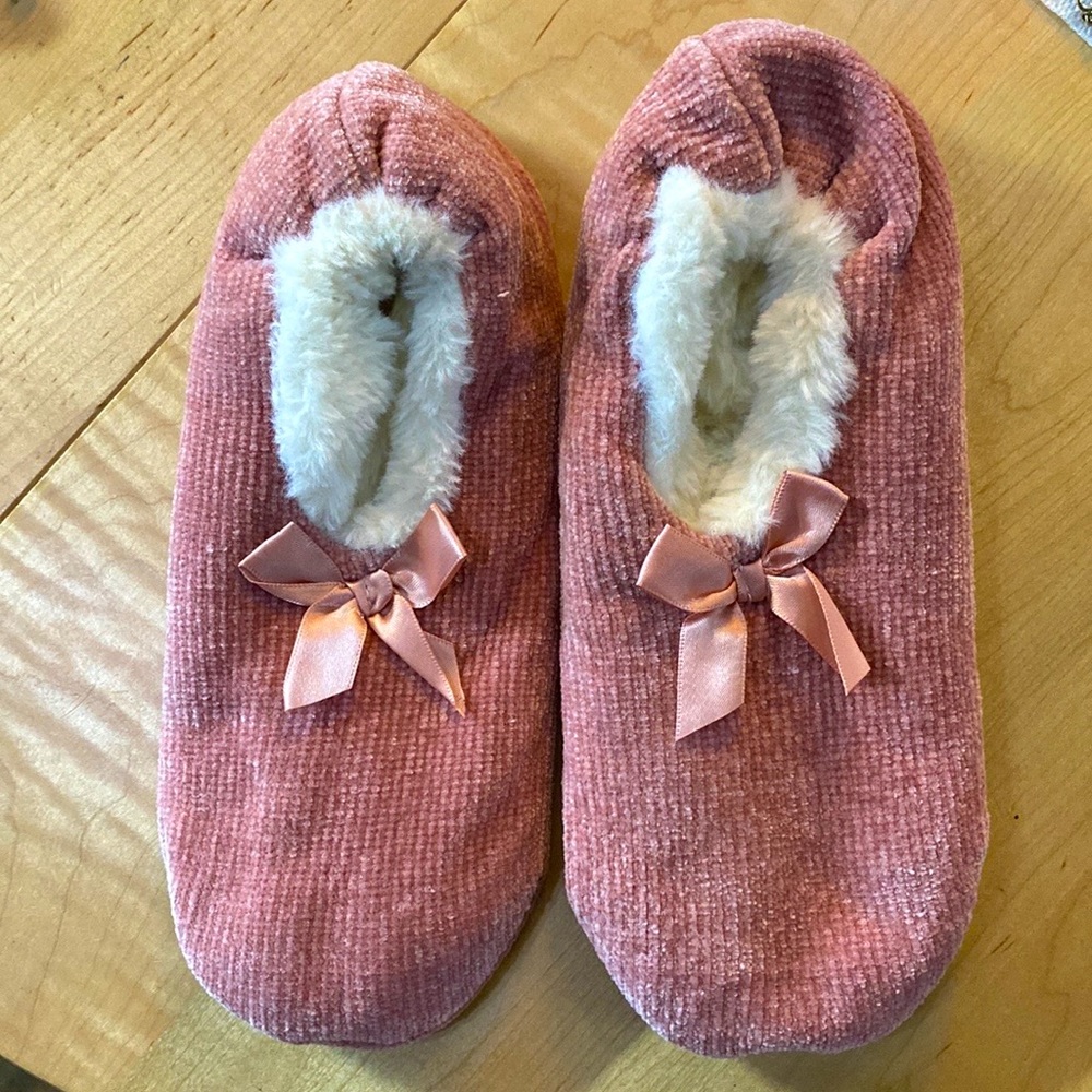 😴 Cozy Knit Slip-resistant Slippers